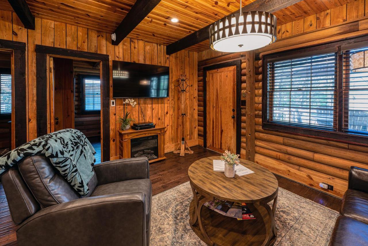 Staynantahala - Smoky Mountain Cabins And Luxury Yurts Aquone Exterior photo