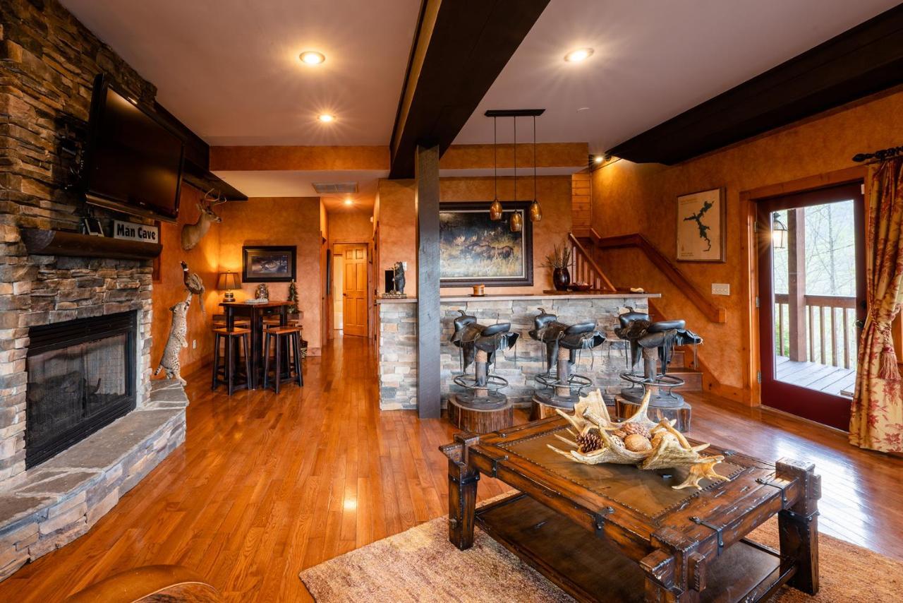 Staynantahala - Smoky Mountain Cabins And Luxury Yurts Aquone Exterior photo