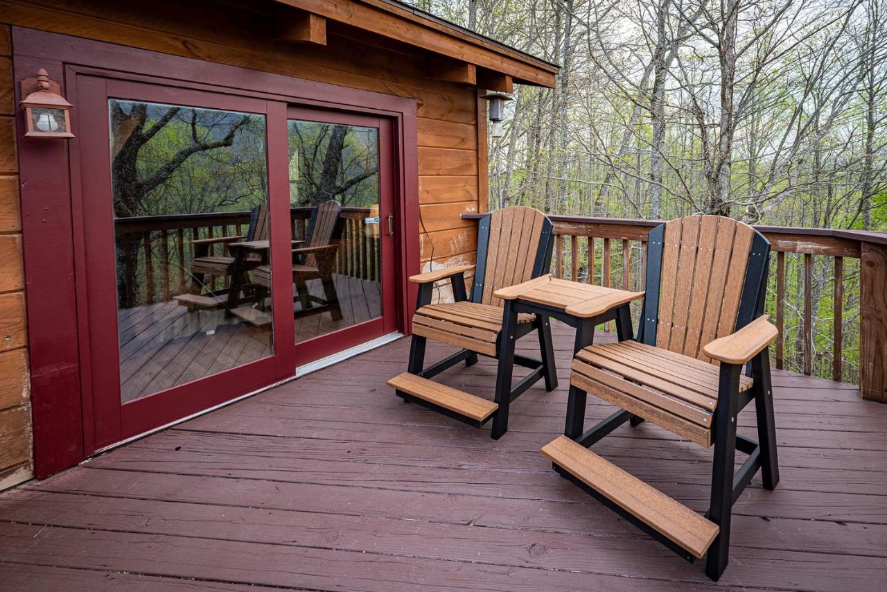 Staynantahala - Smoky Mountain Cabins And Luxury Yurts Aquone Exterior photo