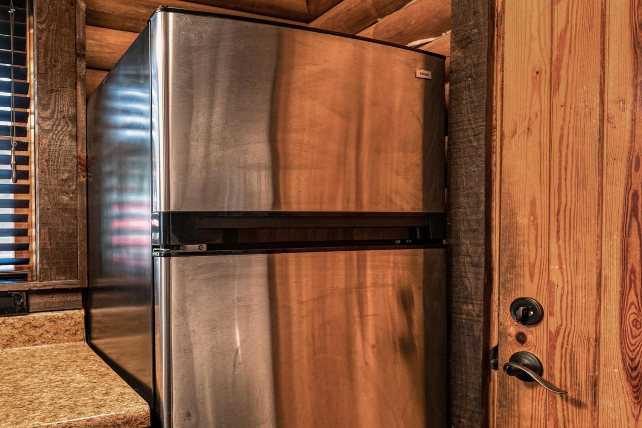 Staynantahala - Smoky Mountain Cabins And Luxury Yurts Aquone Exterior photo
