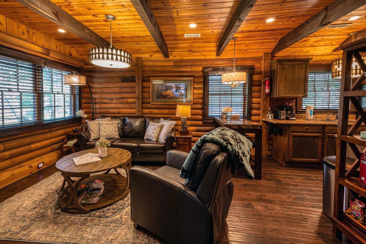 Staynantahala - Smoky Mountain Cabins And Luxury Yurts Aquone Exterior photo