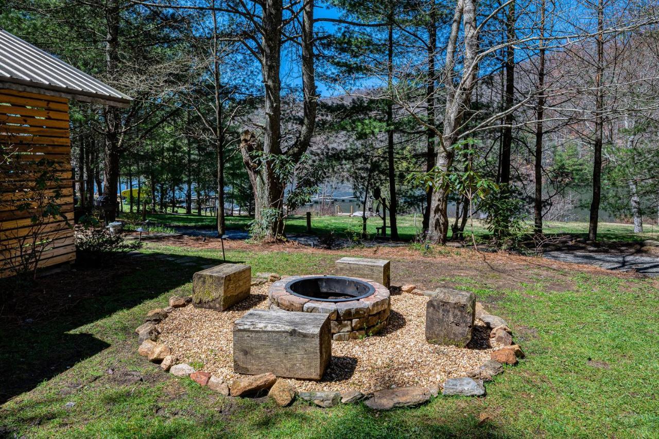Staynantahala - Smoky Mountain Cabins And Luxury Yurts Aquone Exterior photo